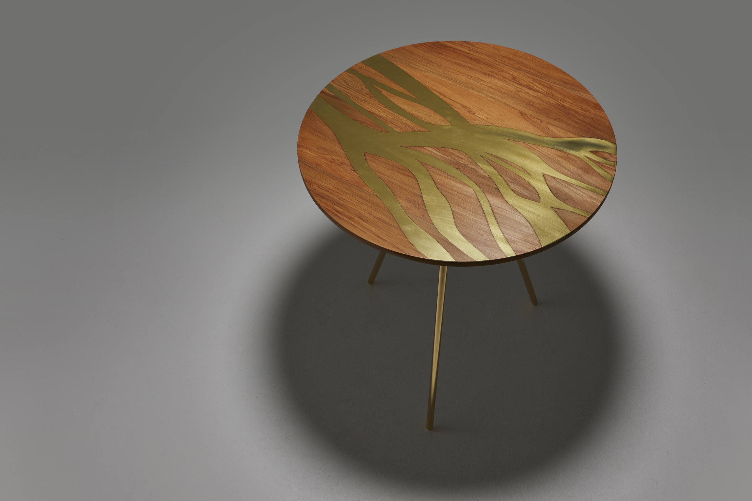 FLOW Side Table FLOW