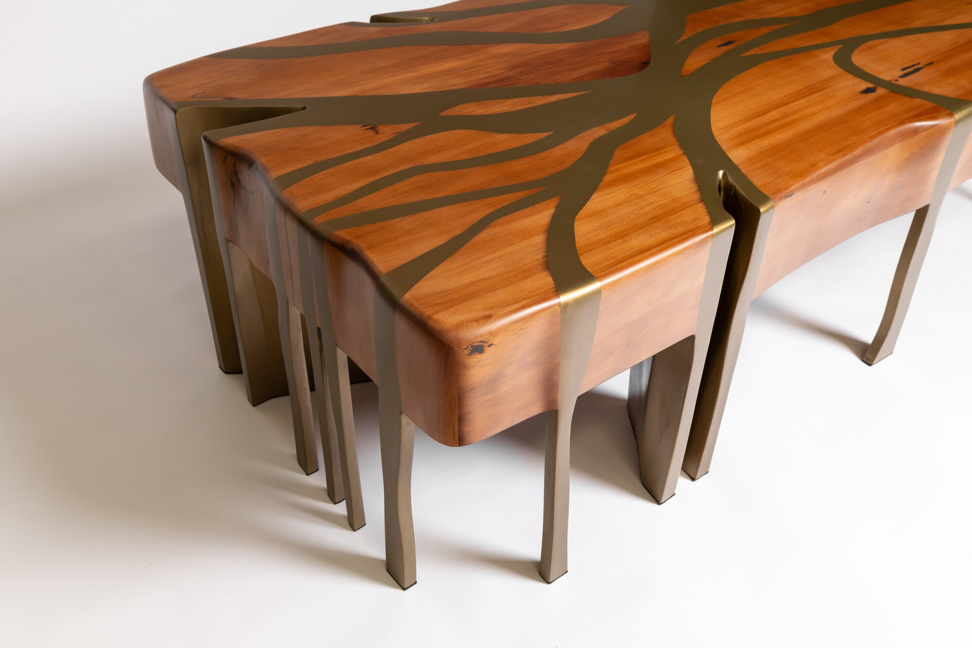 FLOWKINTSUGI Coffee Table - Image 4